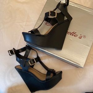 Black wedge sandals